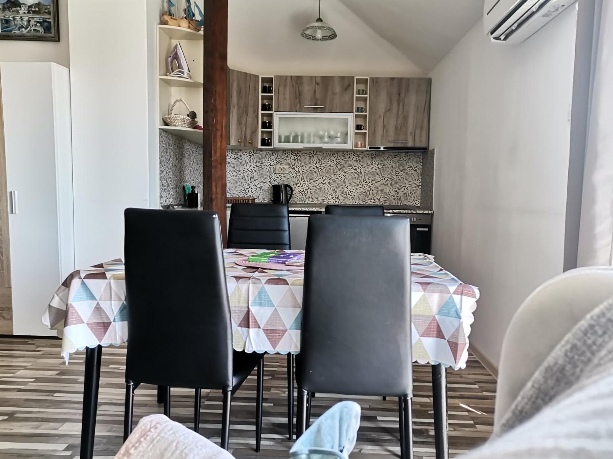 Фридом Apartment Созопол Екстериор снимка